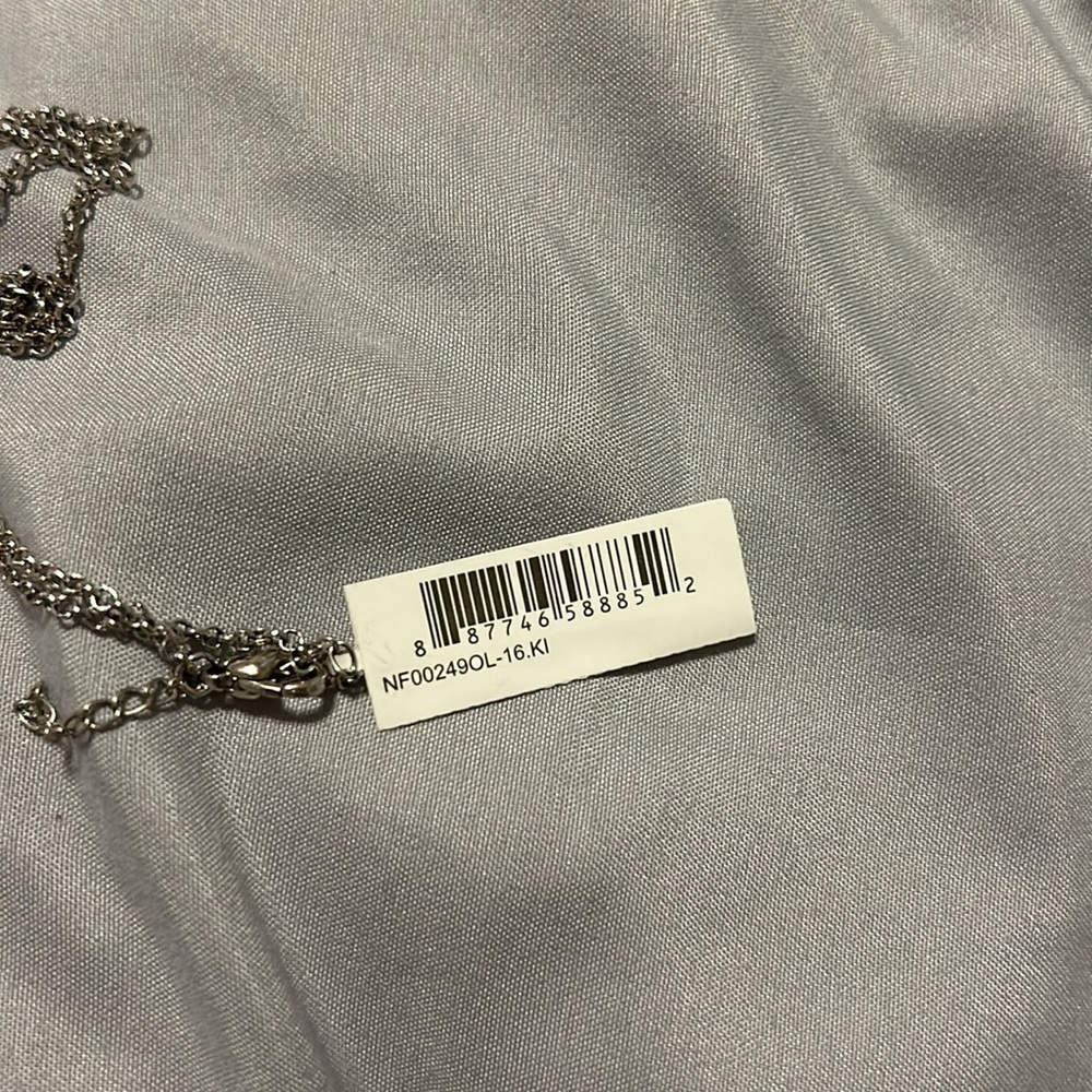 Hufflepuff Pendant Necklace - Picture 3 of 6